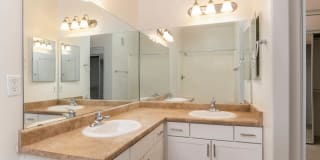 Ridgewood Village Gallery 16