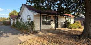 306 G St, Elgin - HOT New Listing! Gallery 1