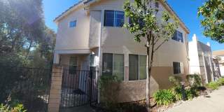 Fantastic home in the Arbors! Gallery 1