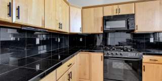 One-of-a-Kind Tejon Street Condo in Unbeatable Location! No Utility Setup Required! Gallery 5