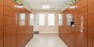 Courtyards at Chanticleer Gallery 24