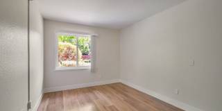 Country Club Village Gallery 10