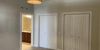 3300 W Irving Park Road Gallery 7