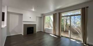 Beautifully Updated Bethany Townhome with Private Backyard and Modern Finishes Gallery 12