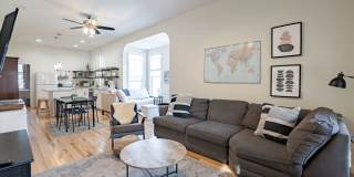 Charming 2 Bedroom Just Minutes from the Old Market!! Gallery 9