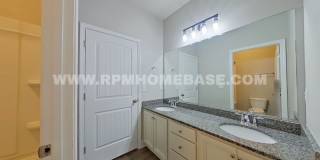 Spacious 4BR/2BA in Redstone Commons – Community Pool, Playground and Dog Park! Gallery 20