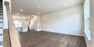 5007 Nimes Road Gallery 40