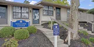 Stonehenge Apartments Gallery 18