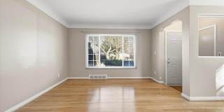 24711 Gardner Street Gallery 4