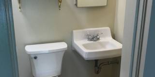 Four Bedroom, Three Bathroom , House Near UL with Lawncare. Gallery 11