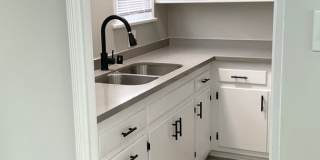 Havenhurst Drive Apartments Gallery 16