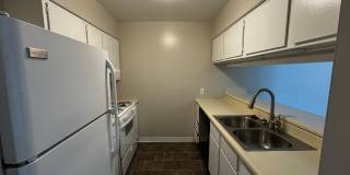 Coventry Court West Apartments Gallery 61