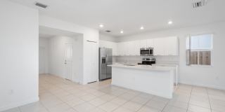 2405 Northwest 131st Circleclientes@realtymiamigroup.com Gallery 13