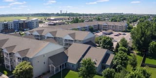 Platinum Valley Apartments Gallery 24