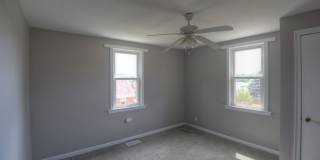 2-Bedroom, 1-Bath Single-Family Home with Integral Garage and Renovated Interior for Rent Gallery 10