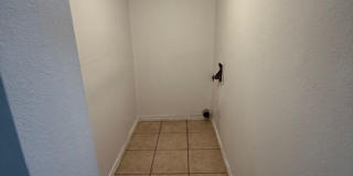 2125 S WILLIS Gallery 11