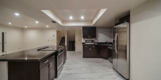 Exceptional 6-Bedroom Residence Near ASU with Garage & Modern Conveniences Gallery 11