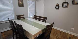 1912 Montgomery Street Gallery 9