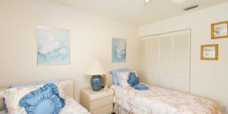 ** SMOKEHOUSE BAY OF MARCO ** 2/2 SEASONAL UNIT ON MARCO ISLAND AVAILABLE ** BEST WATERWAY VIEW HERE ** Gallery 55
