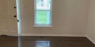 Adorable 1BR Home with Office/Den Adorable 1BR Home with Office/Den Gallery 3