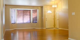 Charming & Private 3BR/2BA Home in a Quiet Cul-de-Sac! Gallery 5