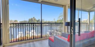 270 Captains Walk Gallery 8