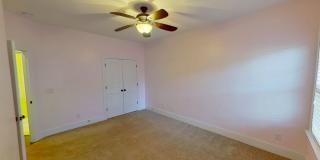 Custom 4 BD/2.5 BA Home with Community Pool, Water Access and Day Dock! Gallery 31