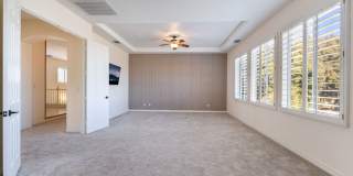 Queensridge Beauty - 5 bedroom on a 1/4+ acre lot Gallery 48