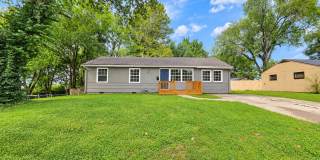 Main-Level Living with 4 Bedrooms & 2 Bathrooms Main-Level Living with 4 Bedrooms & 2 Bathrooms Gallery 1