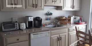Brookline- Allston border 5-bed/2-bath Gallery 4
