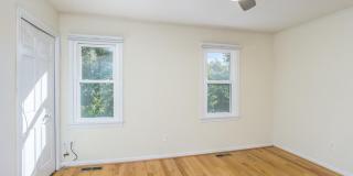 1128 N TAYLOR Street Gallery 26