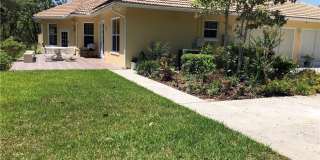 334 W Pearson Street Gallery 1