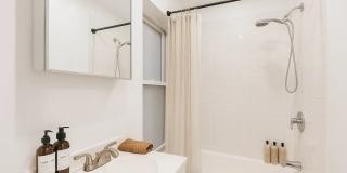 12 Rivington St Gallery 6