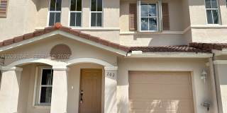 202 Riverwalk Cir Gallery 1