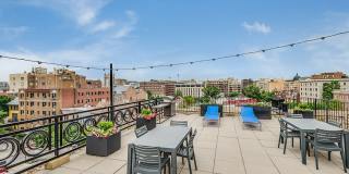 1633 Q Gallery 19