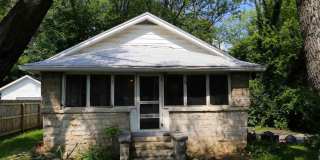 2 bedroom, 1 bath Home - MUST SEE! 2 bedroom, 1 bath Home - MUST SEE! Gallery 1