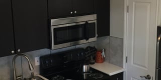 Boston Creek Gallery 22