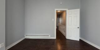 Updated 3 Bedroom 1.5 Bath Townhome w/ Paved Yard + Washer & Dryer Gallery 26