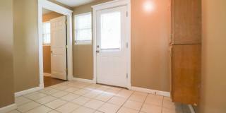 3 Bed 1 Bath in beautiful location! Gallery 16