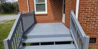 Adorable 2 Bedroom with Stackable Washer/Dryer Gallery 13