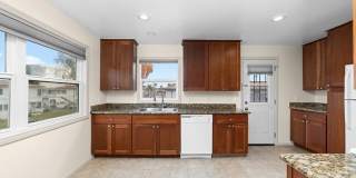 107 N 1st Street Gallery 12