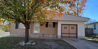 Convenient location and cul-de-sac living! Gallery 1