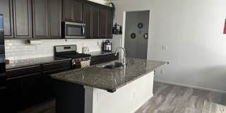 Charming 3BR House in Parker Gallery 6