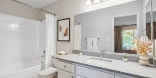 Skyline at Murrayhill Gallery 11