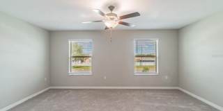 Modern 3BR/2.5BA Townhome with Pool Access & Deposit-Free Living! Gallery 11