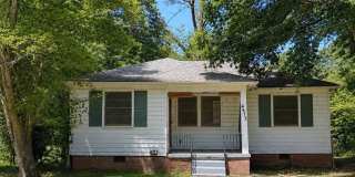 3-Bedroom Home in the Desirable Broadmoor Area Gallery 1