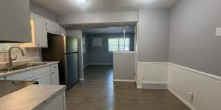906 East Frederick Street Gallery 10