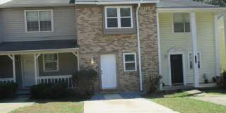 Stunning 2 Bed, 2 1/2 Bath Townhouse Available July 2026 Gallery 1