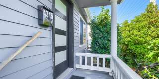 Amazing 3bed/4bath Home with 3 Additional Flex Rooms in University District! Gallery 1