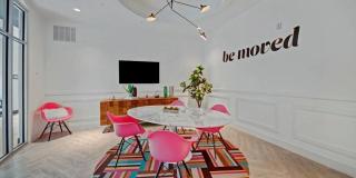 The Metropolitan Gallery 19